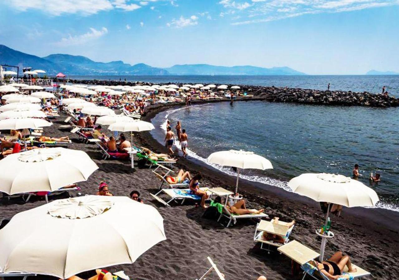Villa Oplonti - Tra Napoli, Pompei E Sorrento Torre Annunziata Exteriér fotografie